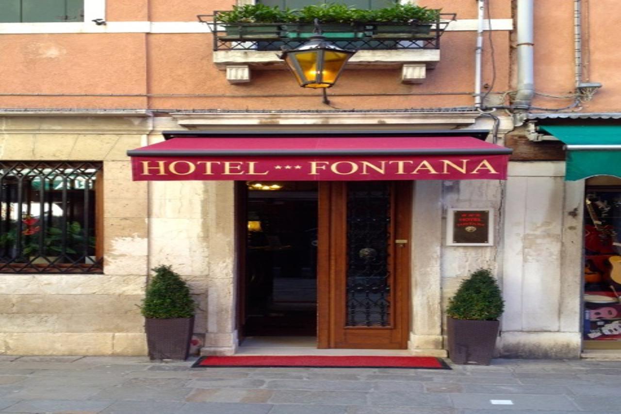 Hotel Fontana Veneţia Exterior foto